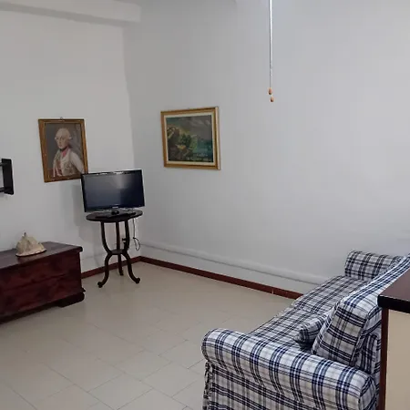 Casa Milanesi モンテロッソ・アル・マーレ